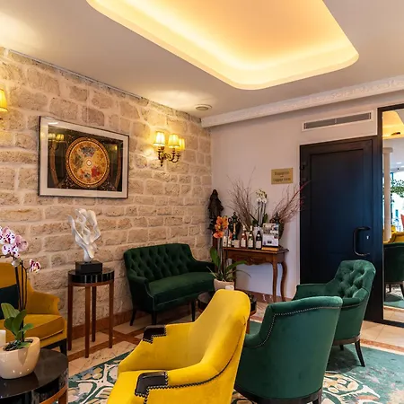 Hotel Minerve 3*