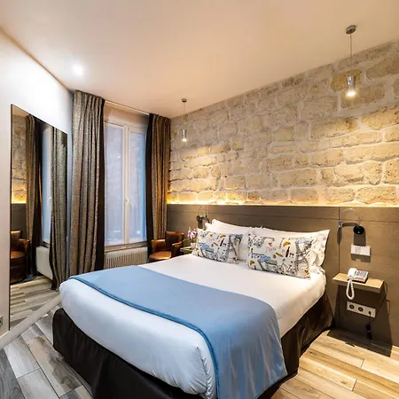 Minerve 3* Paris